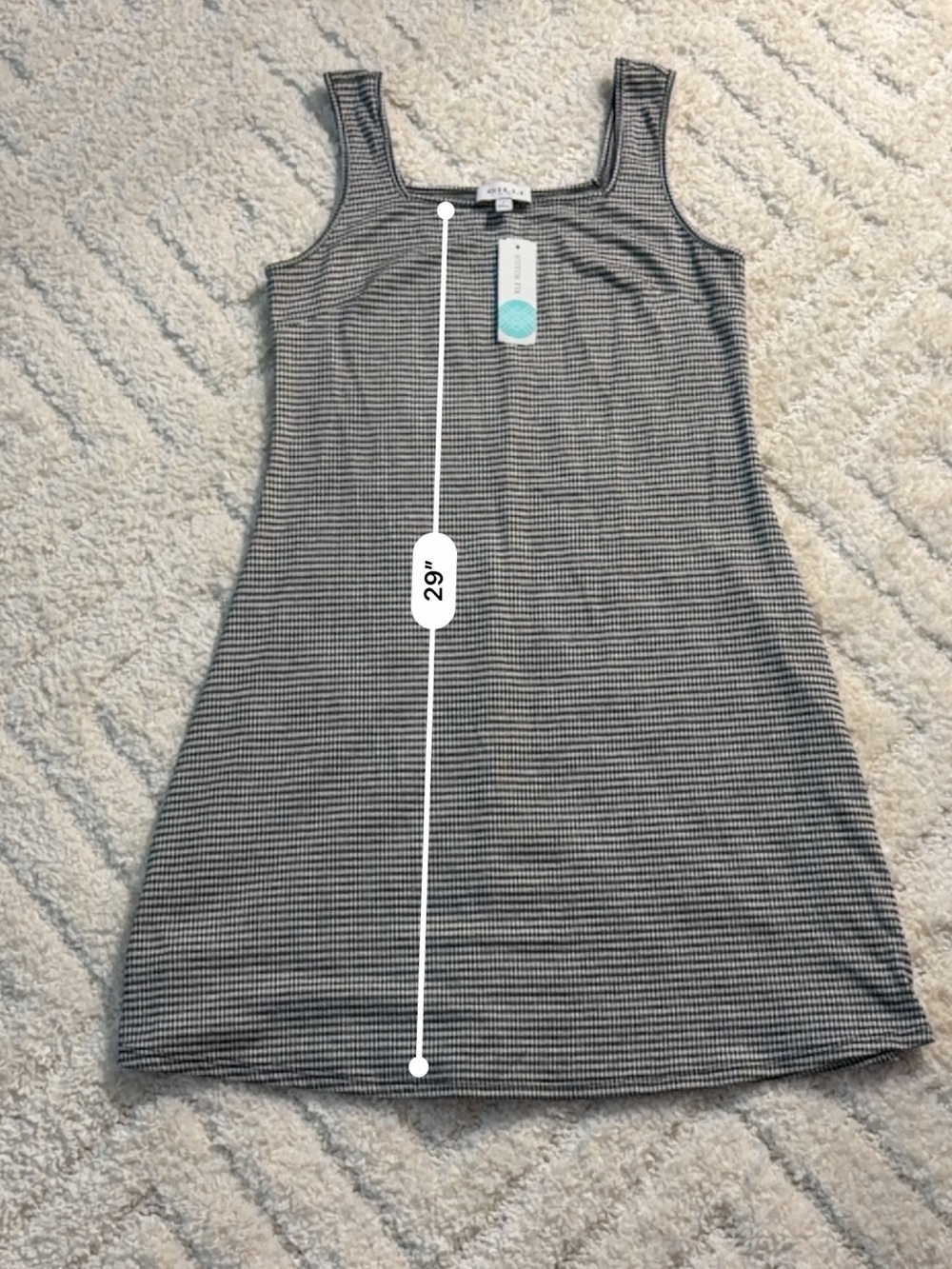 Amal Tank Sleeve Dress - Picture 8 of 9